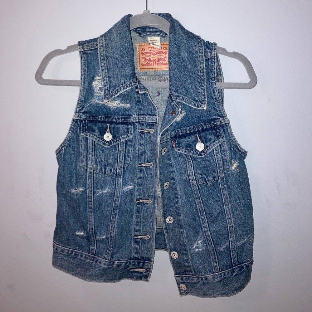 Levi’s denim vest
